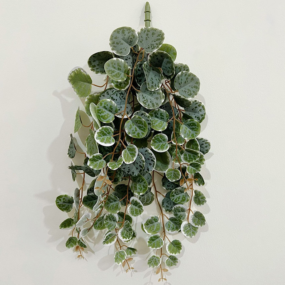 人工ユーカリの葉,偽のつる植物,壁の植物,結婚式のための籐, - Rattan Plant Basket のレビューと価格