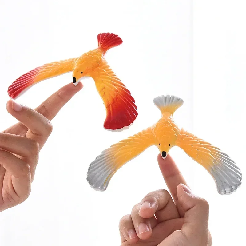 バランスイーグルとピラミッドスタンドマジックバードデスク装飾 - Home Decor Ikea のレビューと価格